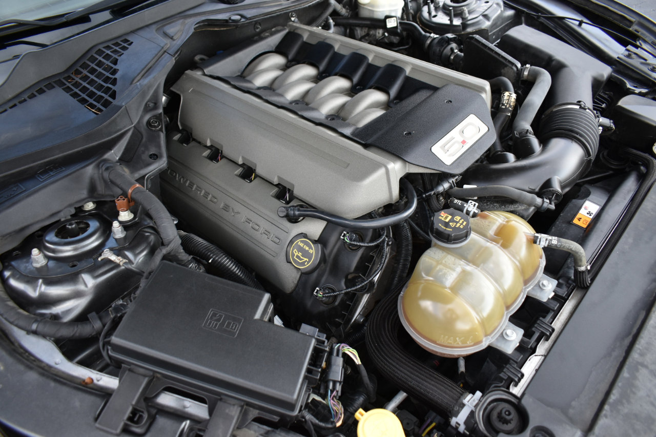 Used 2017 Ford Mustang GT image 42