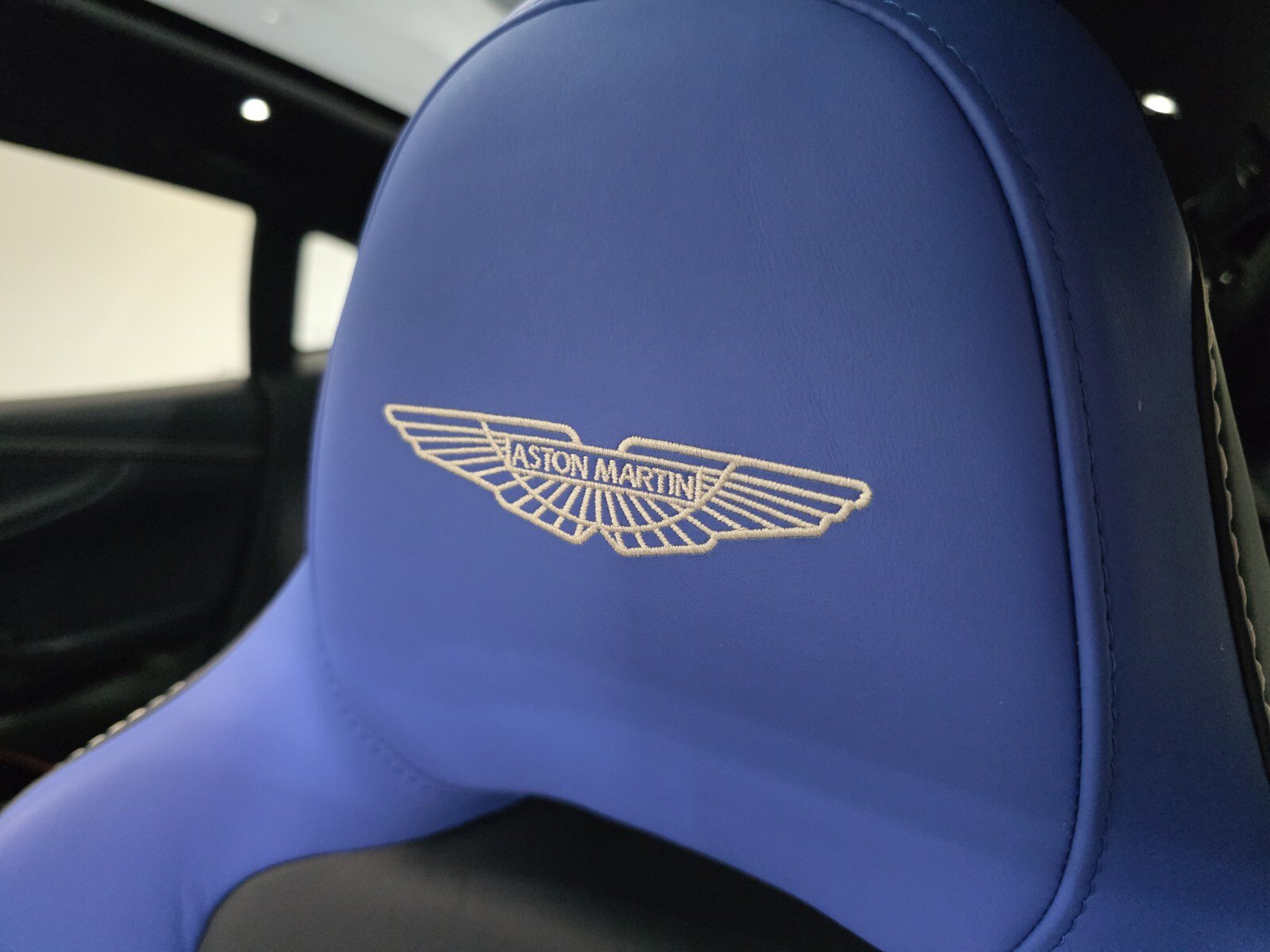Used 2023 Aston Martin DBX 707 image 5