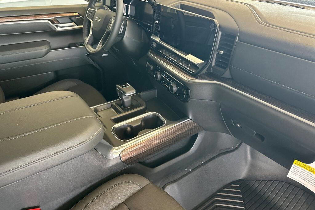 New 2026 Chevrolet Silverado 1500 RST image 16