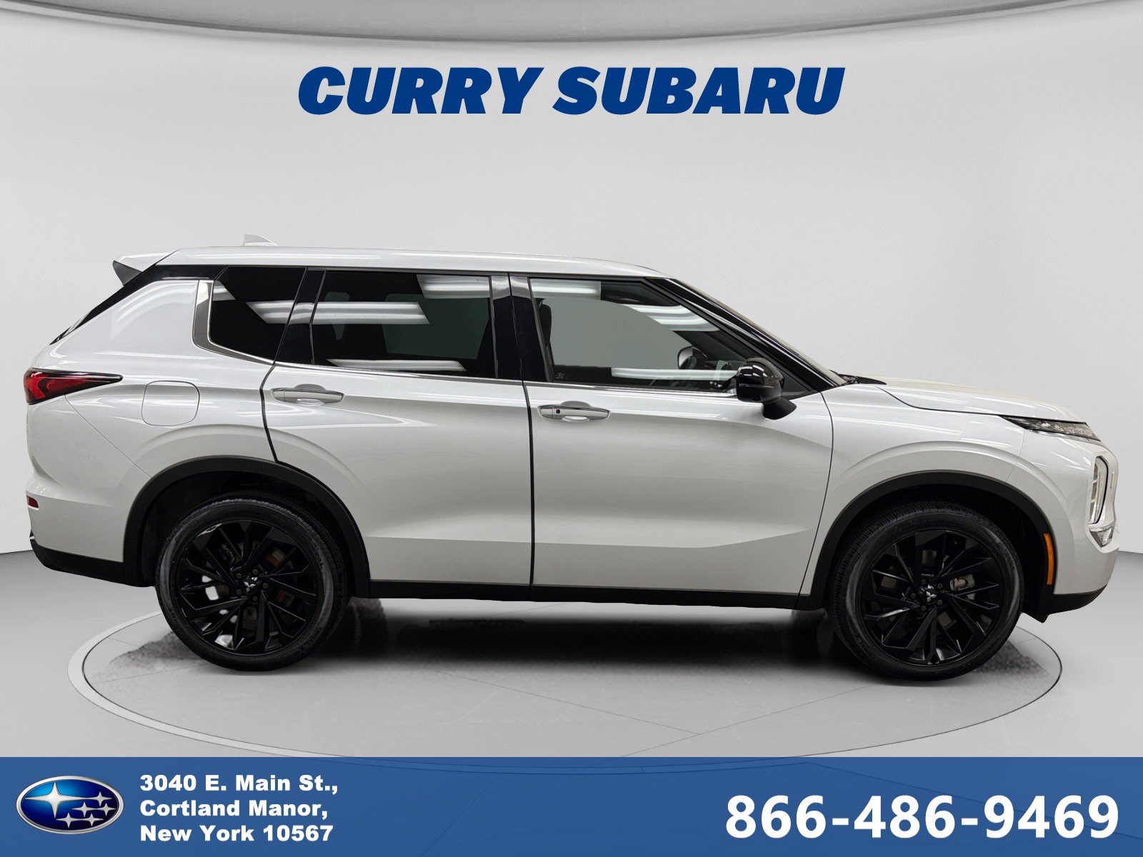 Used 2023 Mitsubishi Outlander SE AWD/4WD image 6
