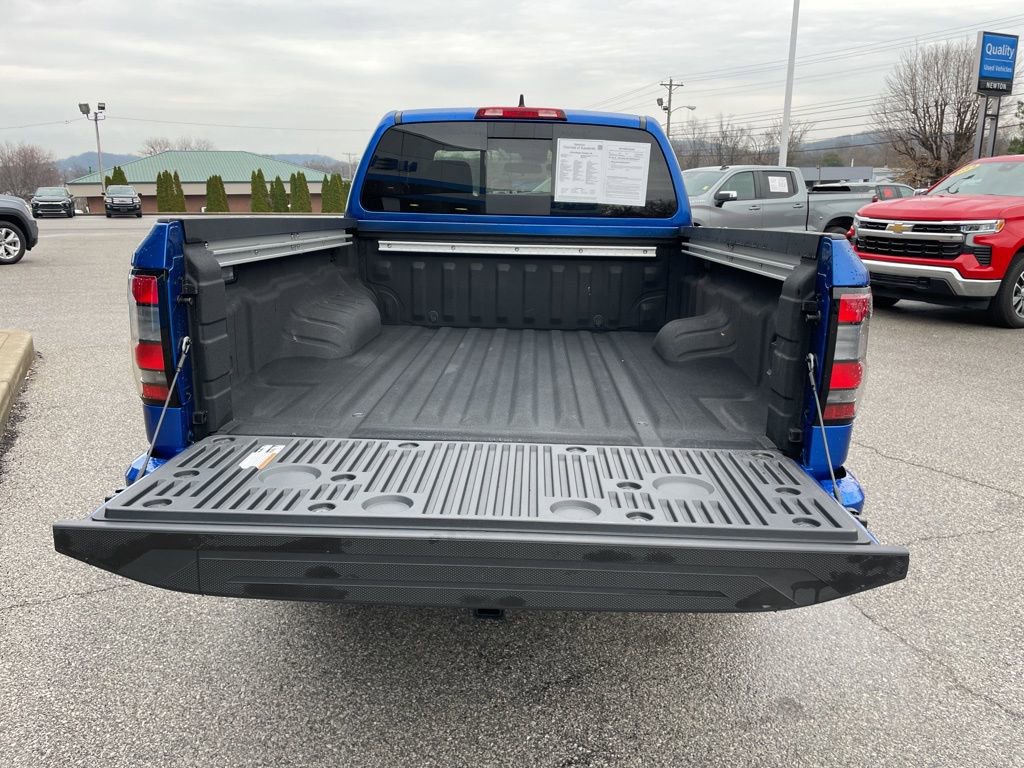 Used 2024 Nissan Frontier SV w/ SV Convenience Package image 37