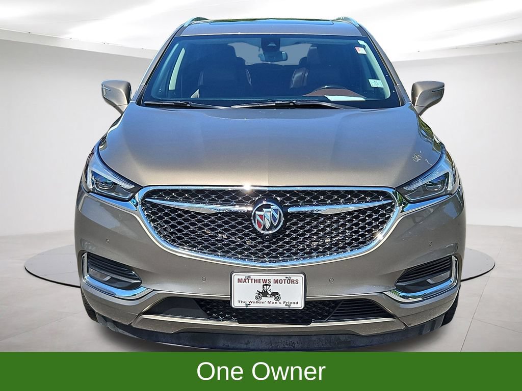 Used 2020 Buick Enclave Avenir w/ Avenir Technology Package AWD/4WD image 2