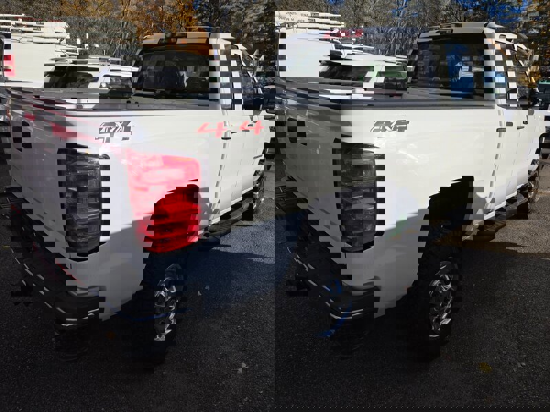 Used 2019 Chevrolet Silverado 2500 W/T w/ Snow Plow Prep Package image 3