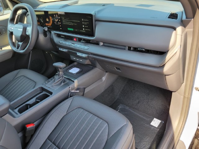 New 2027 Kia Seltos X-Line S w/ X-Line S Premium Package AWD/4WD image 11