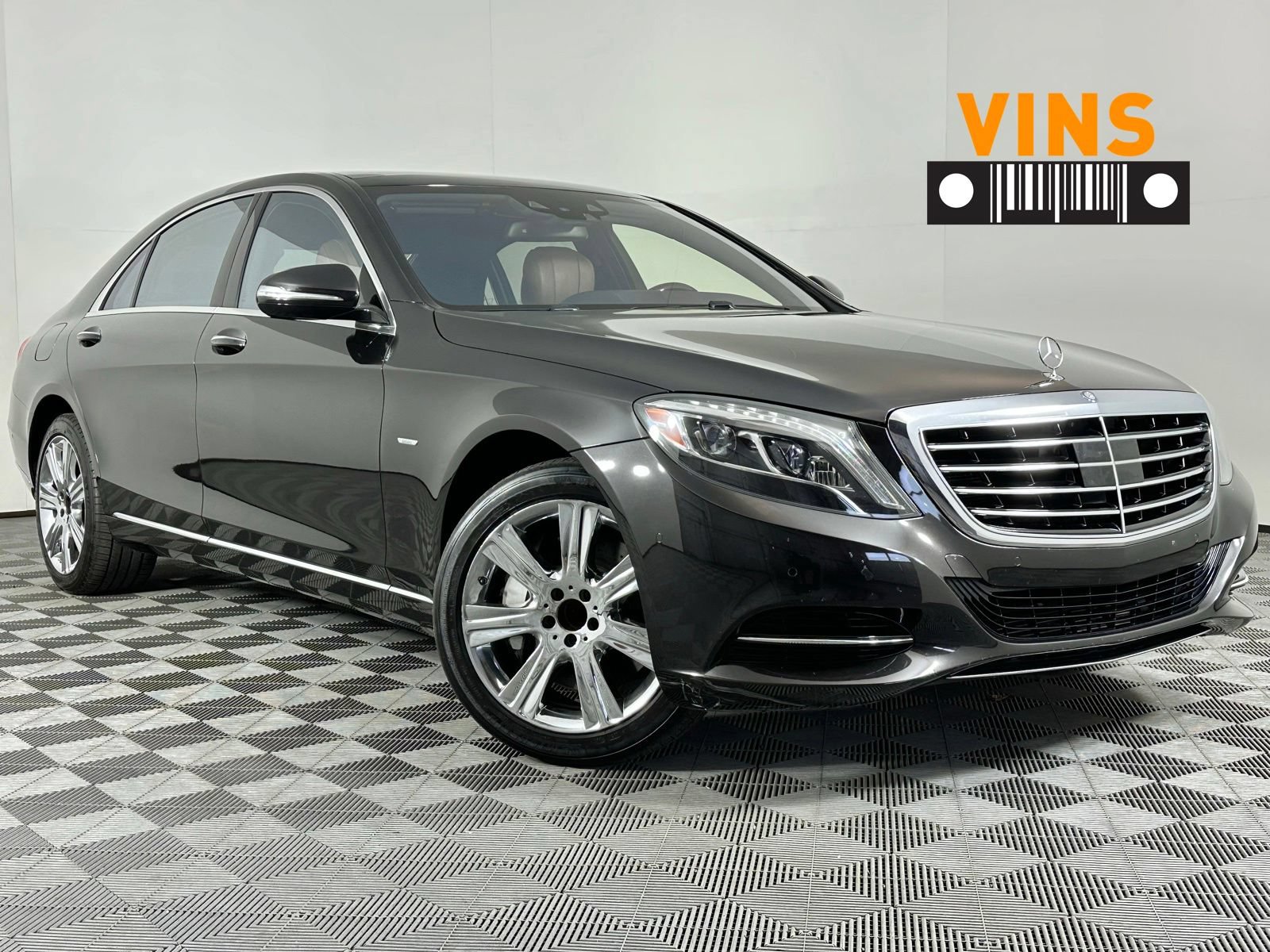 Used 2014 Mercedes-Benz S 550 Sedan w/ Edition 1 Package image 1