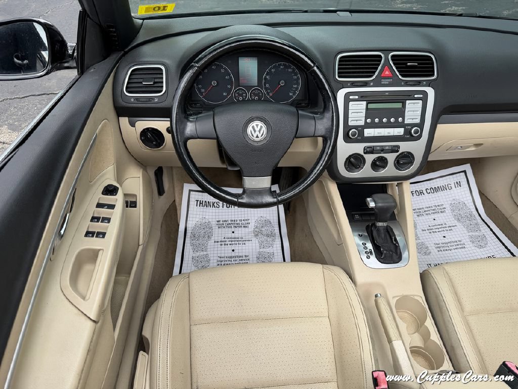 Used 2008 Volkswagen Eos 2.0T FWD image 16