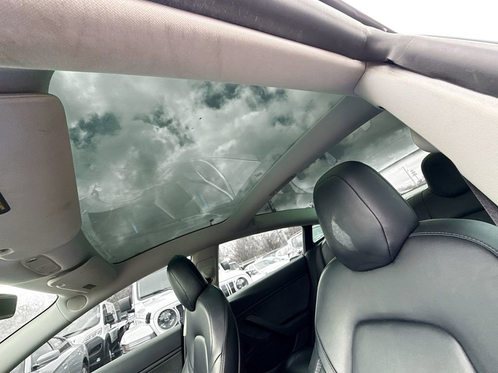 Used 2019 Tesla Model 3 Long Range image 15