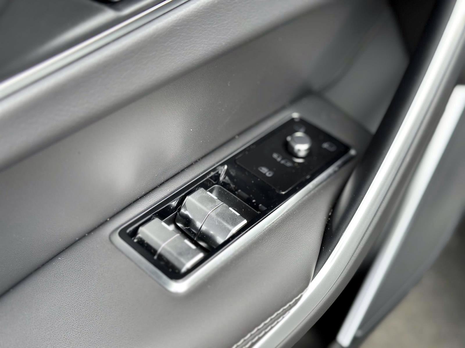 New 2026 Jaguar F-PACE R-Dynamic S AWD/4WD image 14