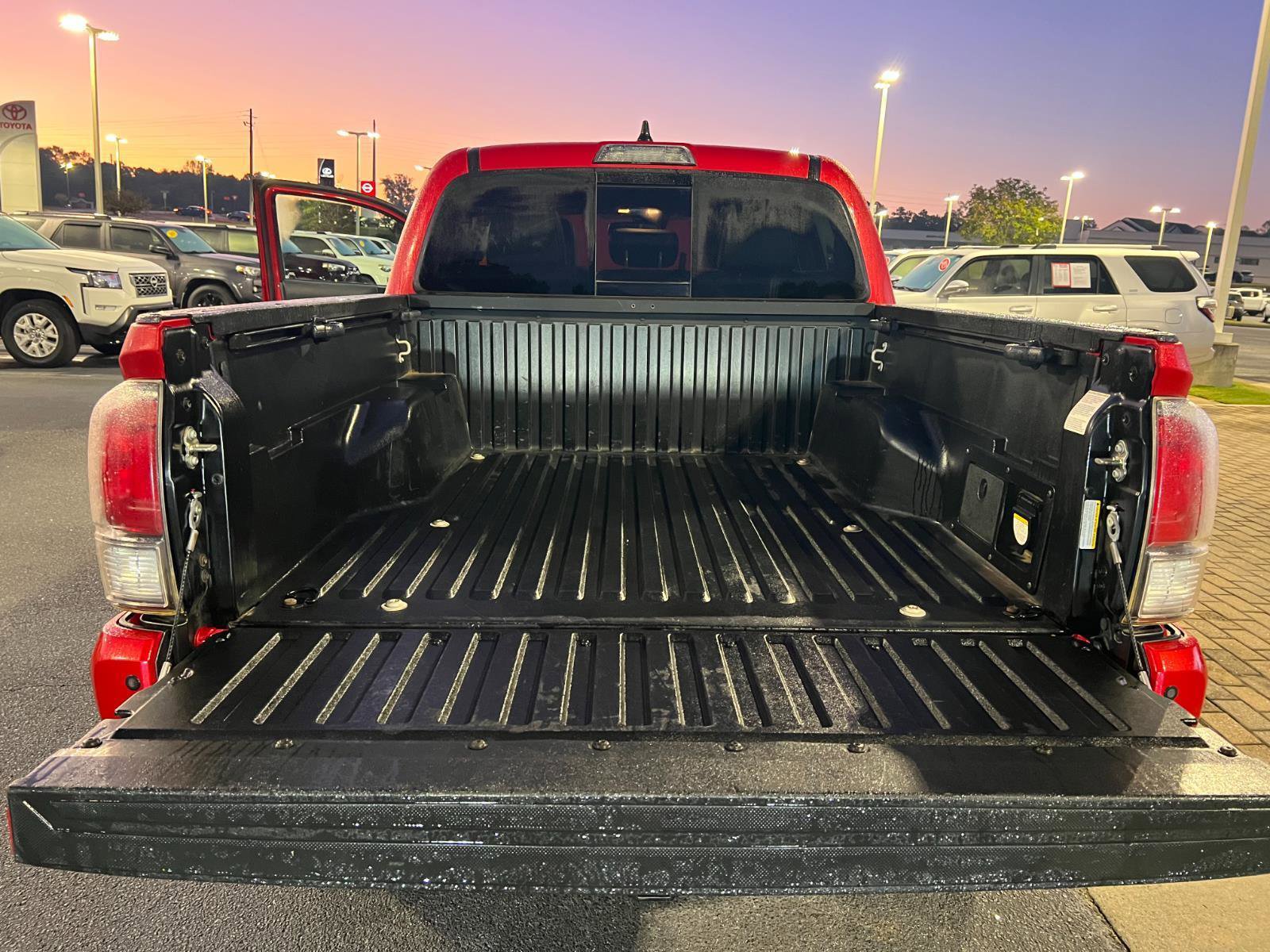 Certified 2021 Toyota Tacoma TRD Off-Road image 31