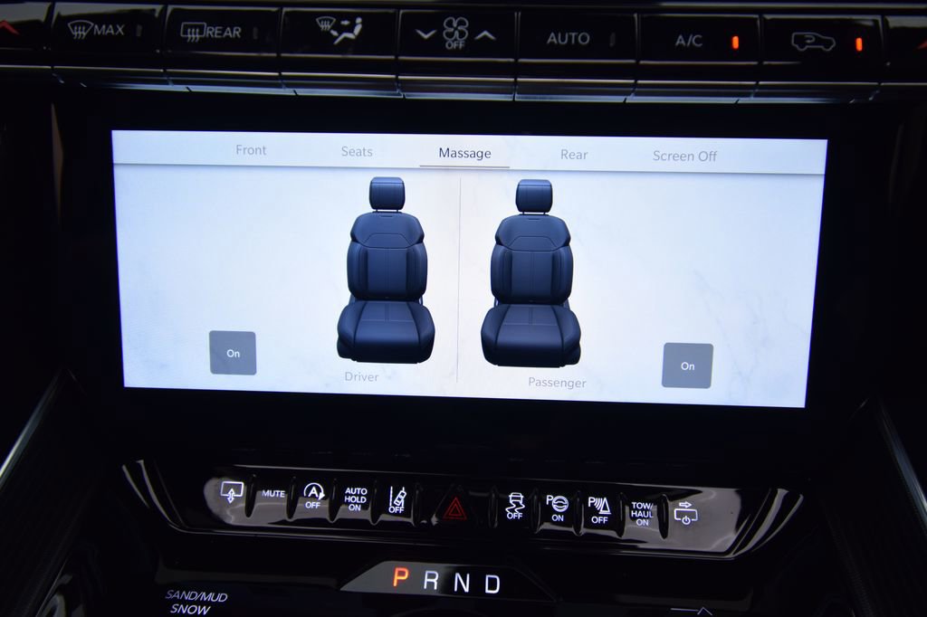 New 2026 Jeep Grand Wagoneer Summit AWD/4WD image 22