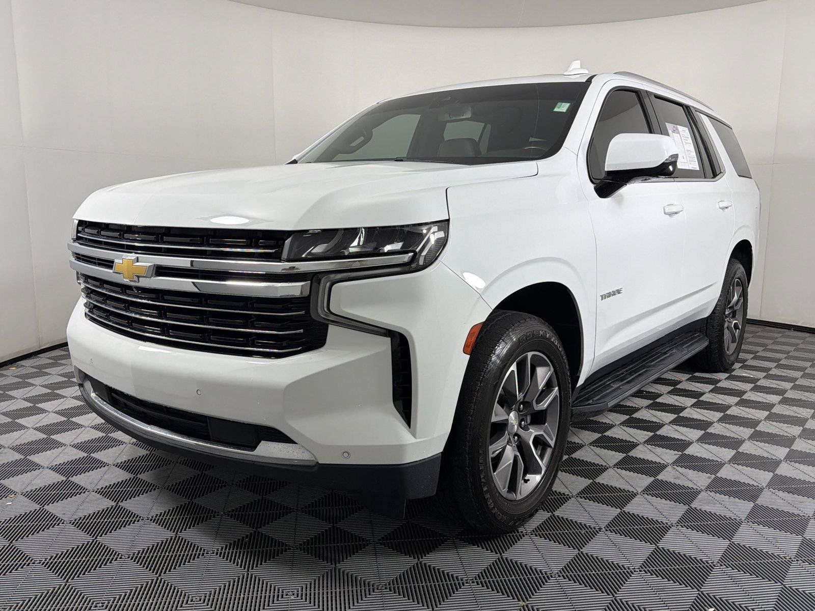 Certified 2022 Chevrolet Tahoe LT w/ LT Signature Plus Package RWD image 3