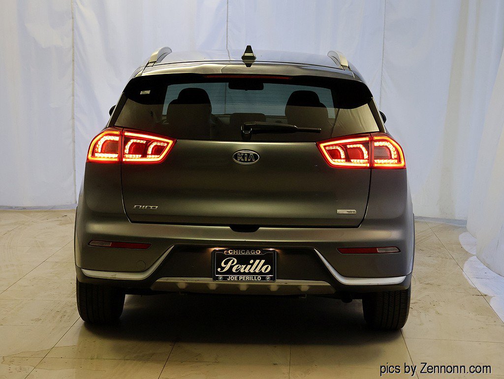 Used 2017 Kia Niro LX FWD image 7