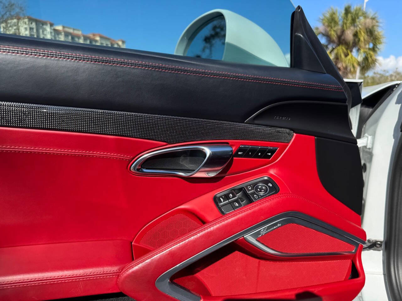 Used 2015 Porsche 911 Turbo S image 53