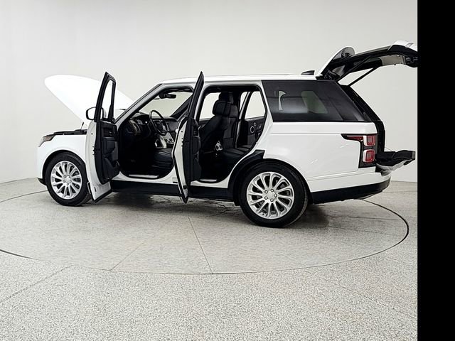 Used 2019 Land Rover Range Rover HSE image 12