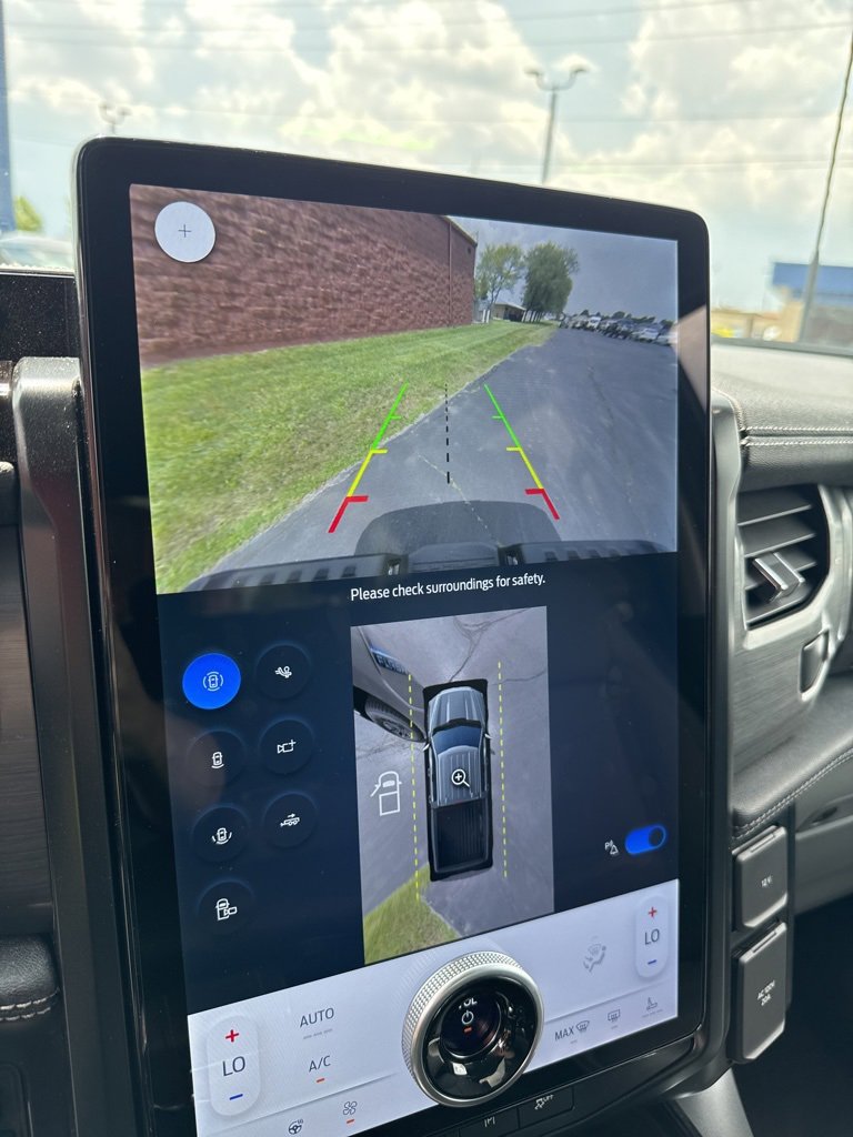 New 2025 Ford F150 Lightning Flash image 27
