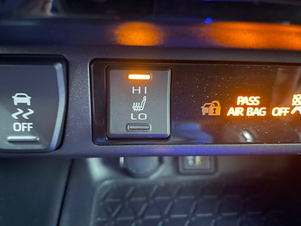 Used 2025 Toyota RAV4 XLE Premium w/ Weather Package AWD/4WD image 30