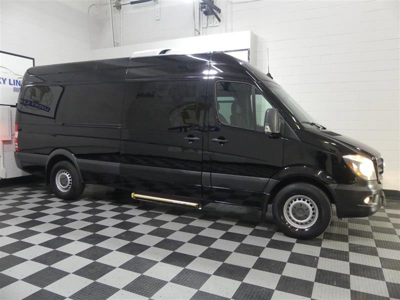 Used 2018 Mercedes-Benz Sprinter 2500 w/ Driver Efficiency Package image 5