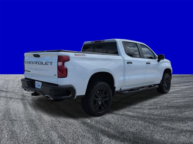 Used 2024 Chevrolet Silverado 1500 LT Trail Boss w/ Convenience Package II AWD/4WD image 4