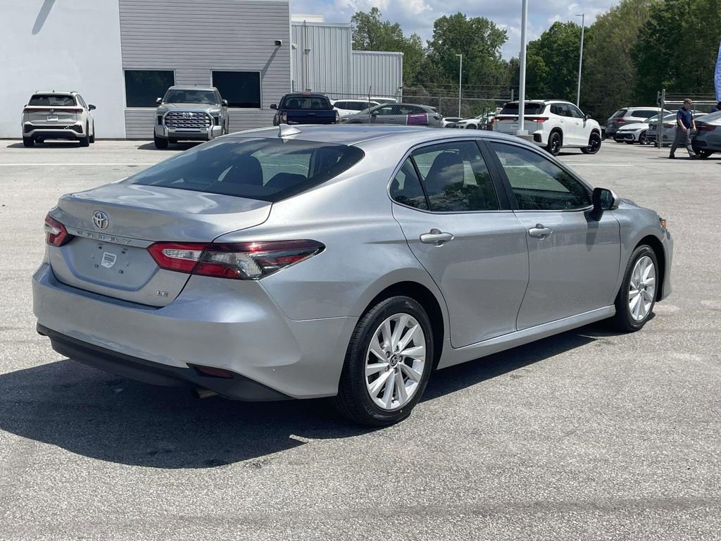 Used 2024 Toyota Camry LE FWD image 6