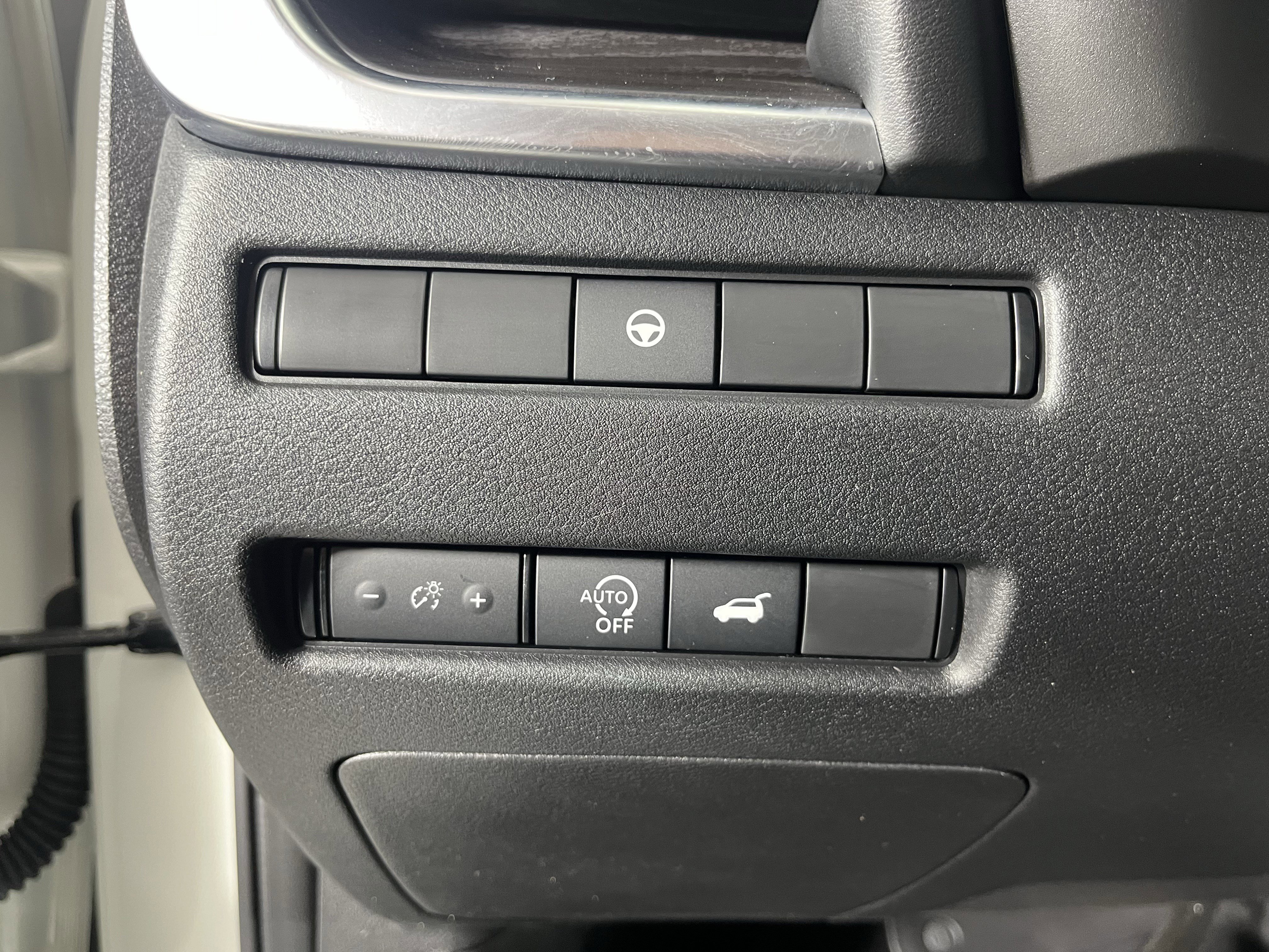 Used 2023 Nissan Rogue Platinum image 21