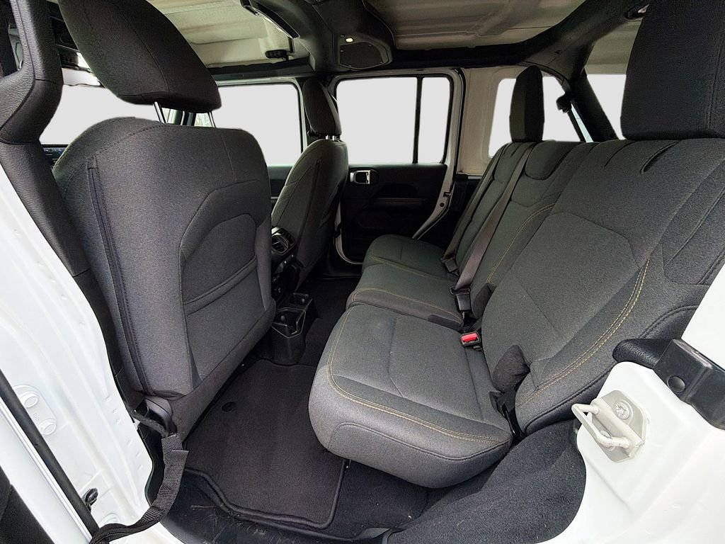Used 2024 Jeep Wrangler Sahara image 20