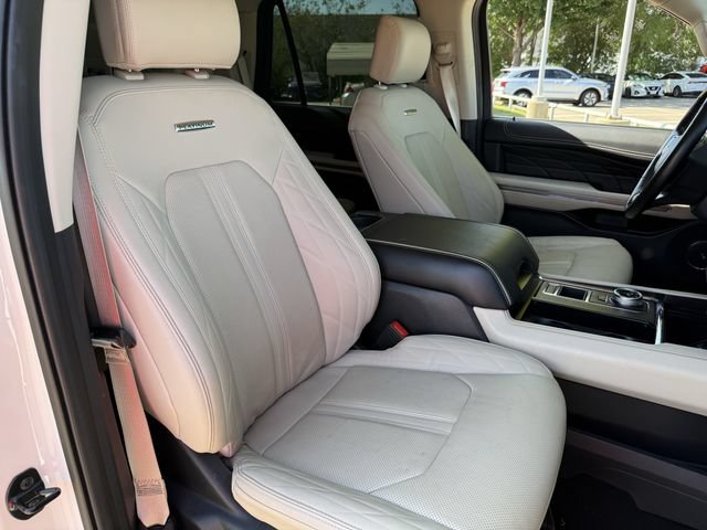Used 2024 Ford Expedition Platinum RWD image 27