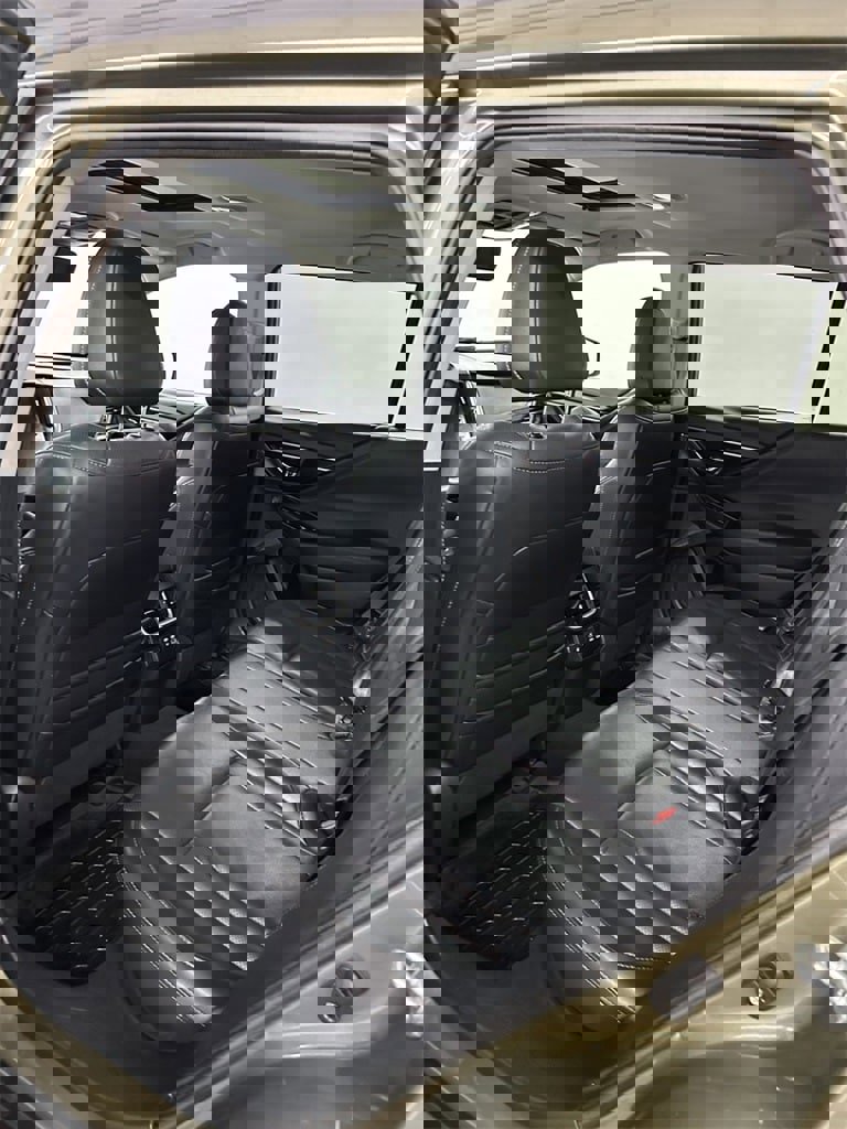 Used 2023 Subaru Outback Limited image 28