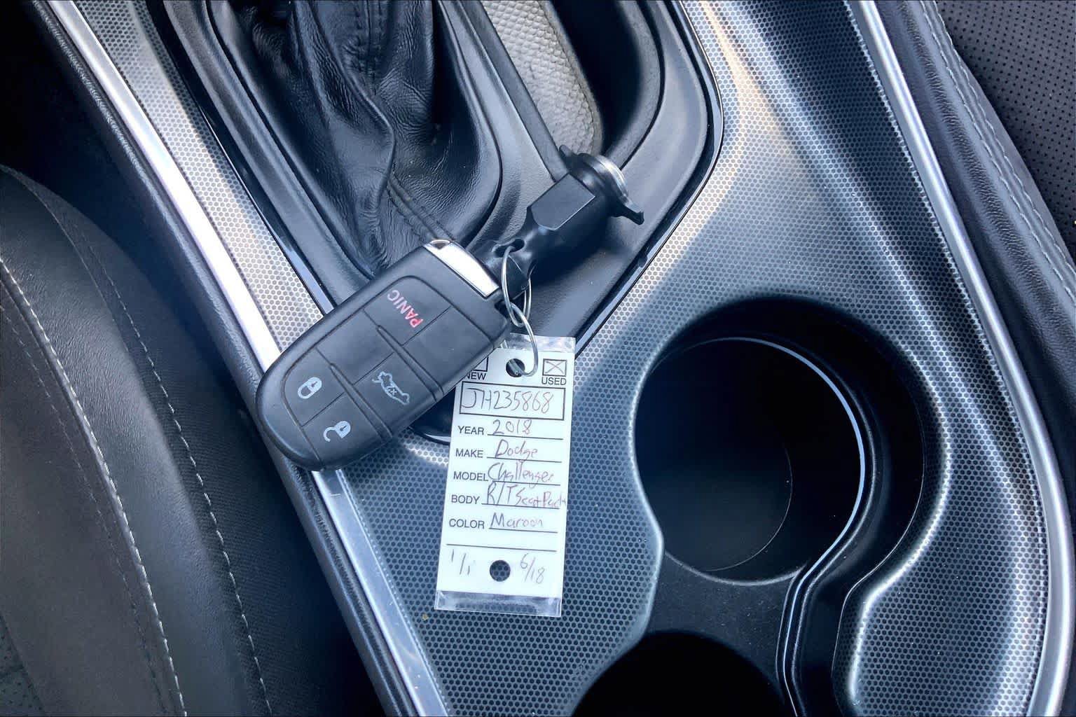 Used 2018 Dodge Challenger R/T Scat Pack w/ Leather Interior Group RWD image 15