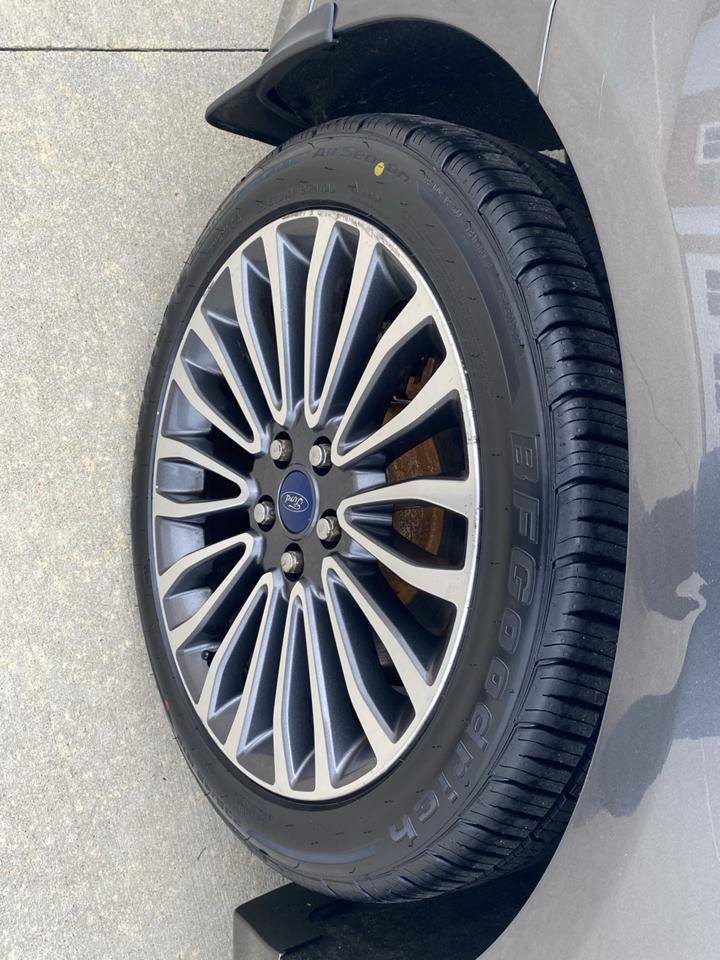 Used 2017 Ford Fusion Titanium AWD/4WD image 12