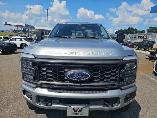 Used 2024 Ford F250 Lariat w/ Lariat Ultimate Package AWD/4WD image 2