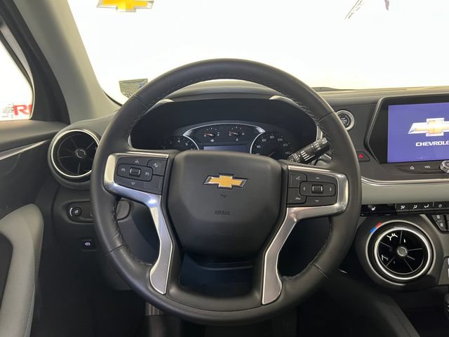 Used 2022 Chevrolet Blazer LT FWD image 15