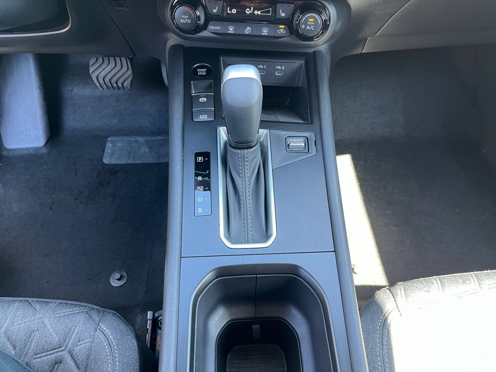 Used 2026 Nissan Kicks SV w/ Cold Weather Package AWD/4WD image 40