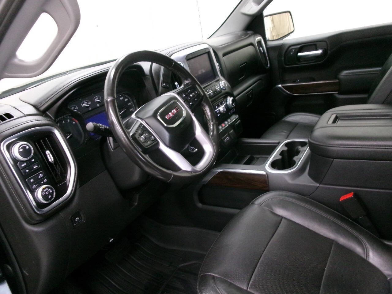 Used 2019 GMC Sierra 1500 SLT w/ SLT Premium Package image 22