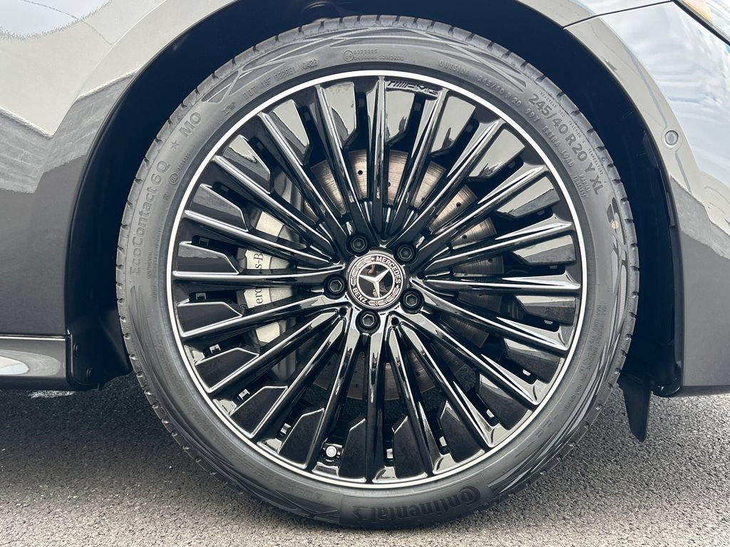 New 2026 Mercedes-Benz E 450 4MATIC Sedan image 37