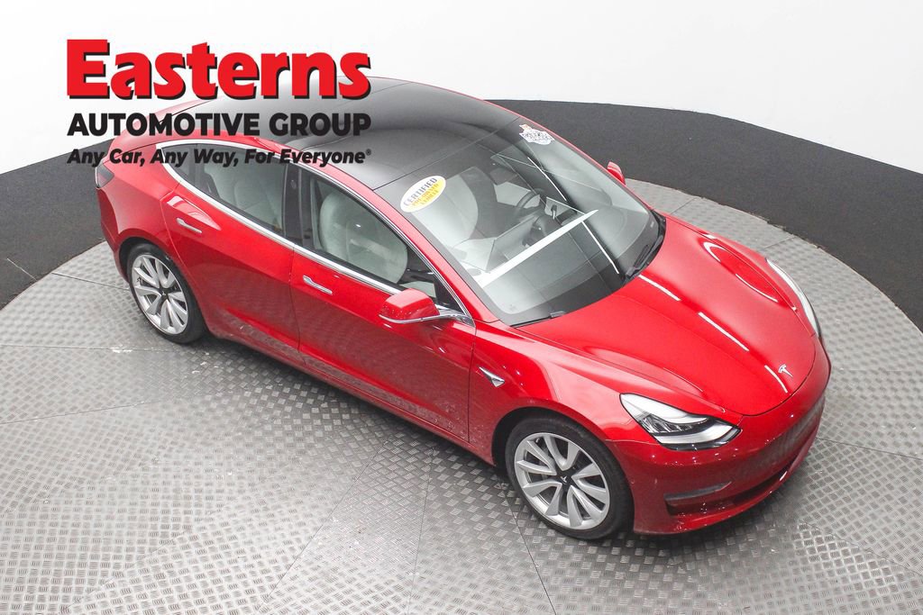 Used 2020 Tesla Model 3 Standard Range image 3