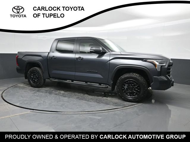 Used 2026 Toyota Tundra SR5 w/ SR5 Convenience Package AWD/4WD image 5