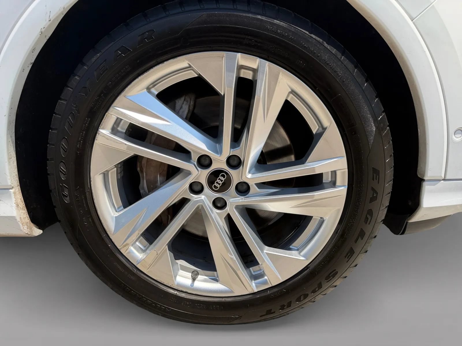 Used 2021 Audi Q7 3.0T Prestige w/ Prestige Package AWD/4WD image 36