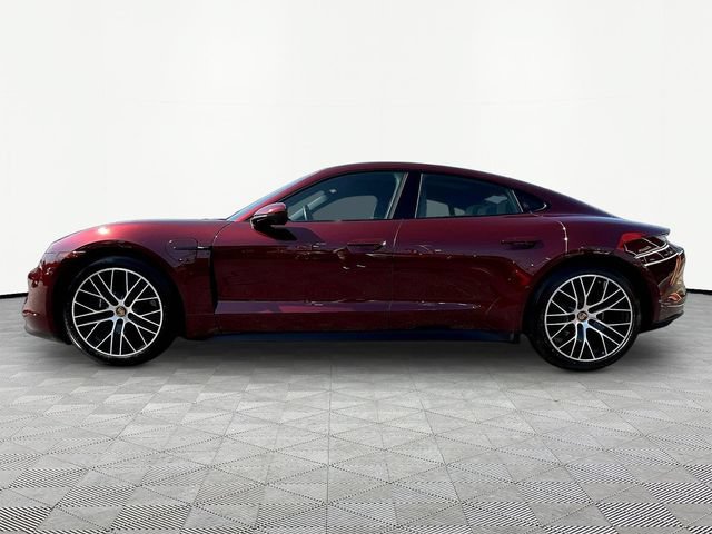 Used 2022 Porsche Taycan RWD image 4