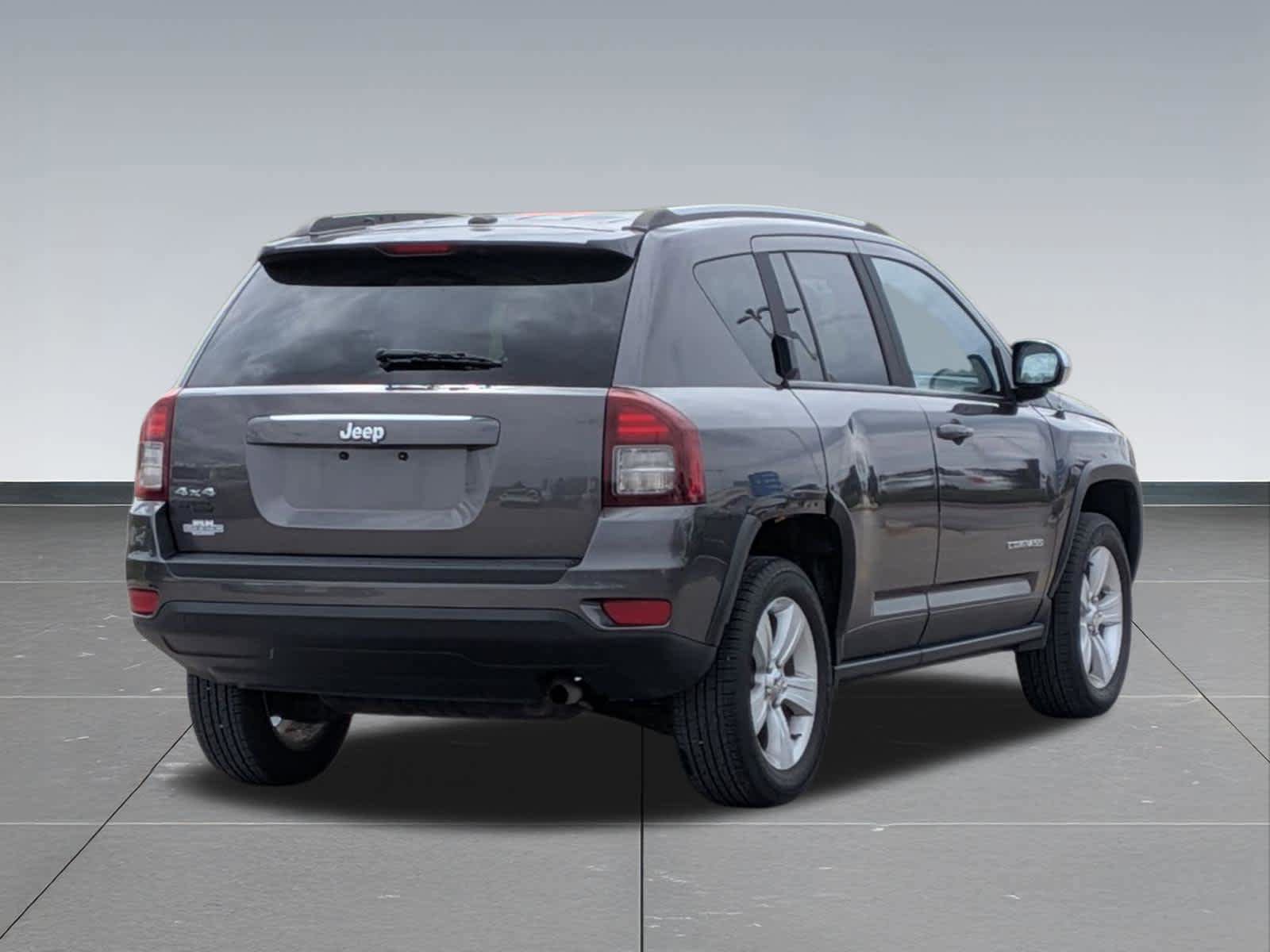Used 2017 Jeep Compass Sport w/ Power Value Group AWD/4WD image 5