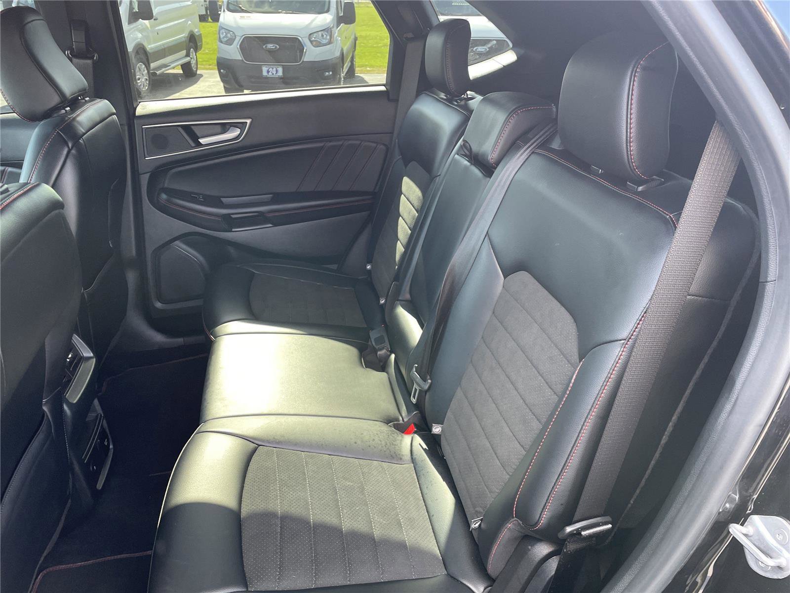 Used 2023 Ford Edge ST-Line image 29