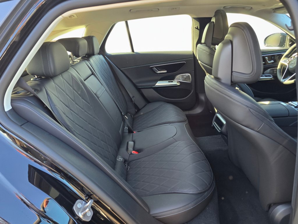 New 2027 Mercedes-Benz E 450 4MATIC All-Terrain Wagon image 21