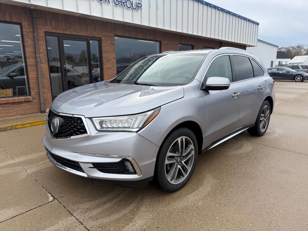 Used 2017 Acura MDX SH-AWD w/ Advance Package image 35
