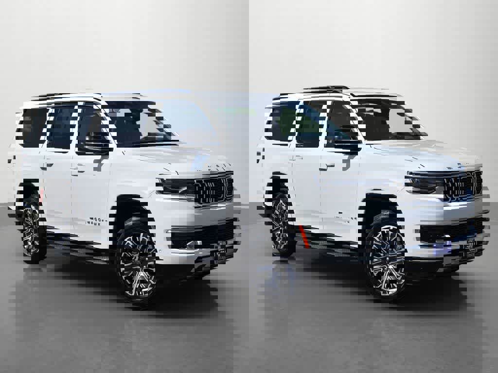 Used 2024 Jeep Wagoneer L Series II RWD image 8