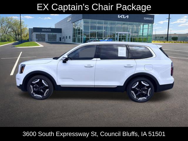 Used 2025 Kia Telluride EX w/ EX Captain's Chair Package AWD/4WD image 9