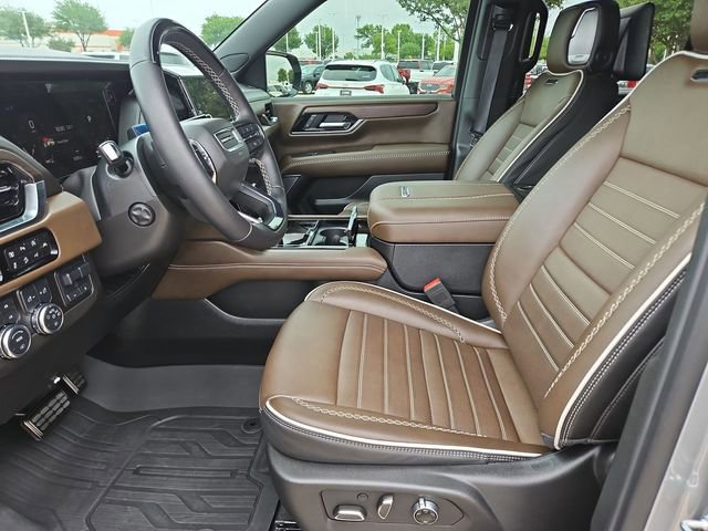 Used 2025 GMC Yukon Denali Ultimate image 19