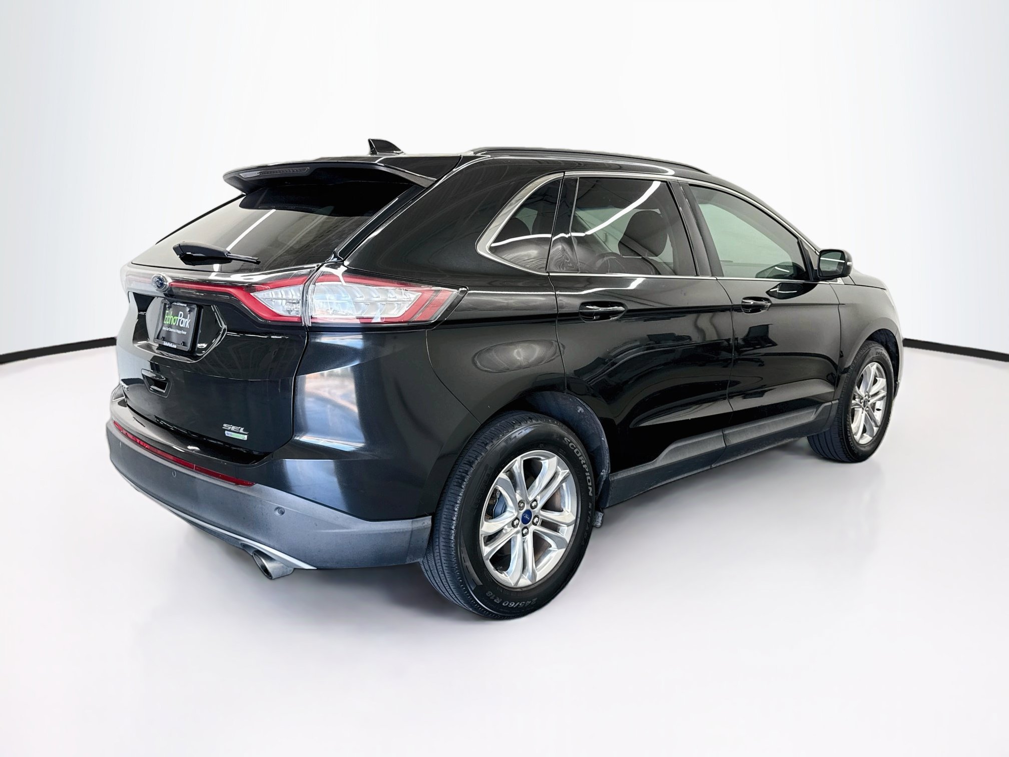 Used 2015 Ford Edge SEL w/ Equipment Group 201A FWD image 9