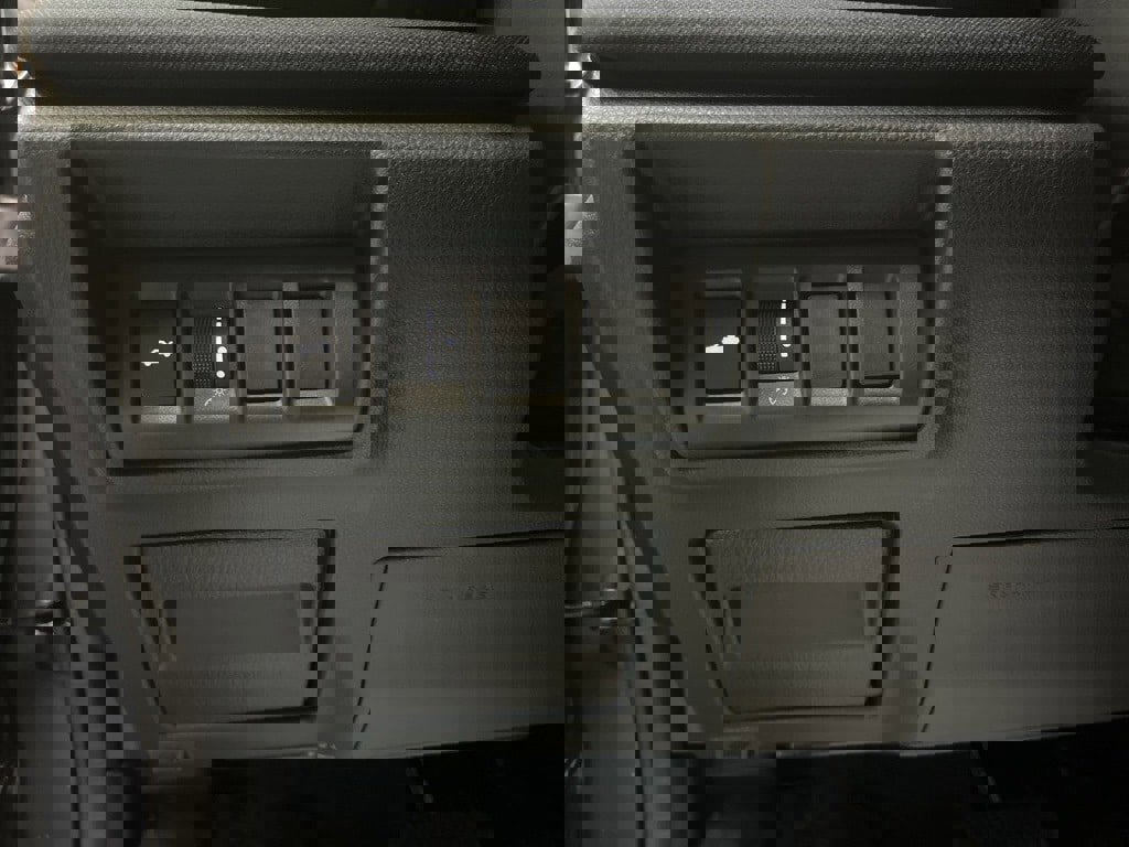 Certified 2025 Subaru Legacy image 12