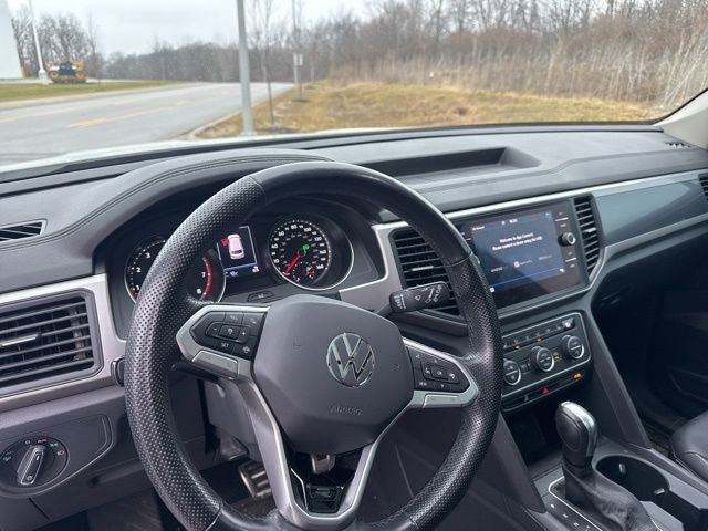 Used 2021 Volkswagen Atlas SE w/ Panoramic Sunroof Package image 24