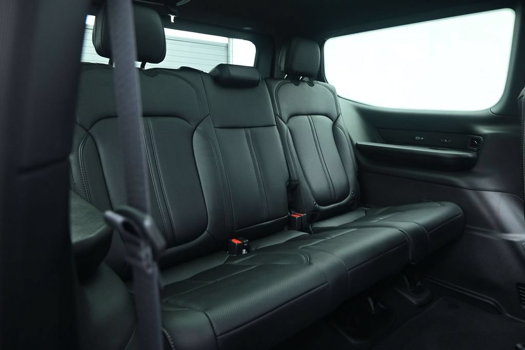New 2026 Jeep Grand Wagoneer Limited AWD/4WD image 16