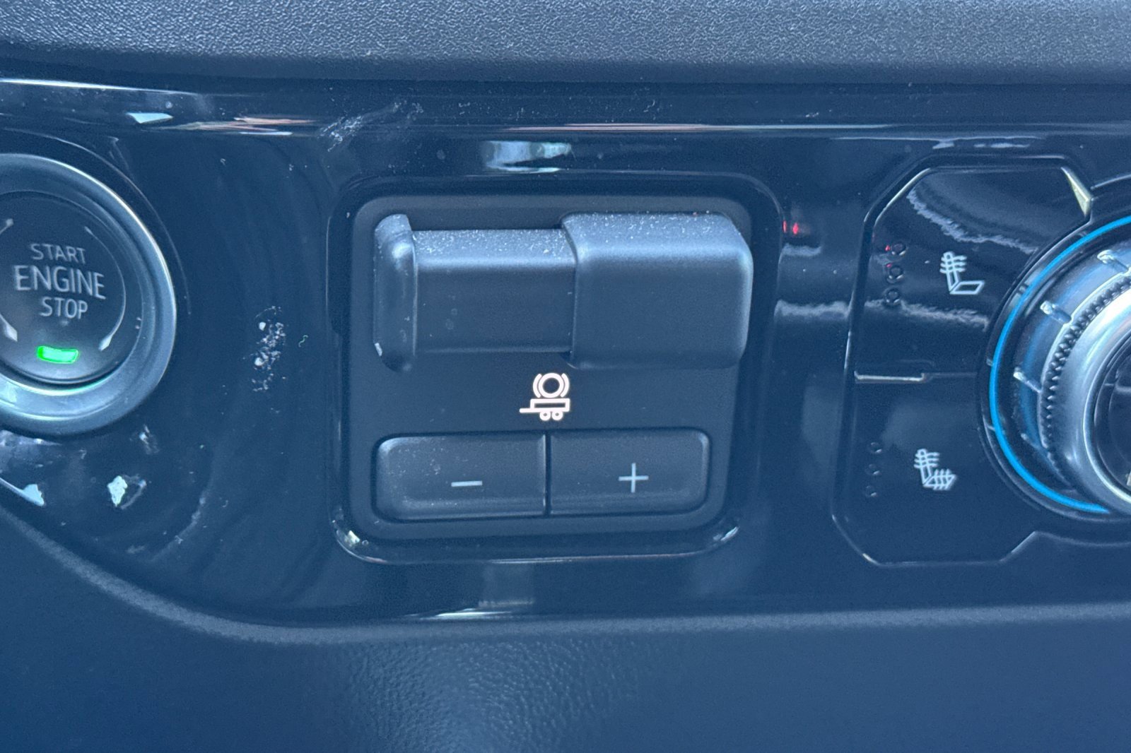 Used 2025 GMC Sierra 1500 Elevation image 29